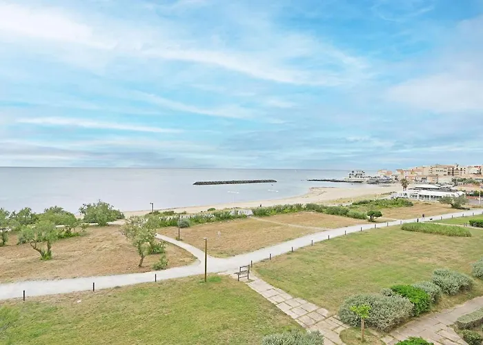 Apartment De La Plage- 217-appart Vue Mer- 10 Pers Agde